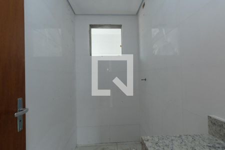 Banheiro de apartamento à venda com 2 quartos, 40m² em Vila Isolina Mazzei, São Paulo