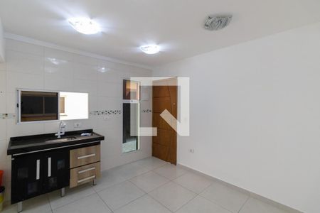 Sala/Cozinha de casa de condomínio à venda com 1 quarto, 33m² em Vila Campanela, São Paulo