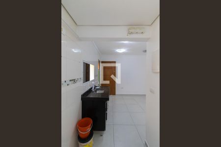 Sala/Cozinha de casa de condomínio à venda com 1 quarto, 33m² em Vila Campanela, São Paulo