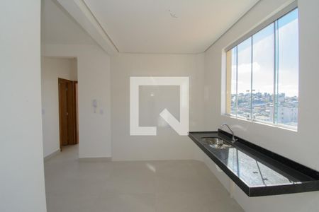 Cozinha de apartamento à venda com 2 quartos, 62m² em Novo Riacho, Contagem