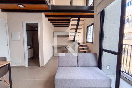 Sala de kitnet/studio para alugar com 1 quarto, 45m² em Vila Madalena, São Paulo