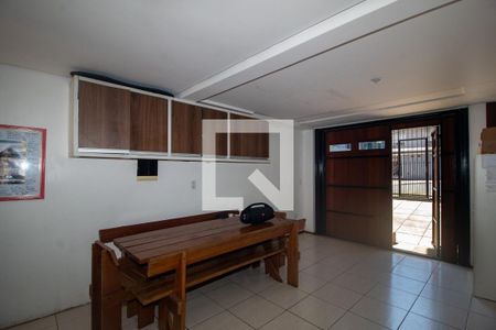 Sala de casa à venda com 3 quartos, 150m² em Petrópolis, Porto Alegre