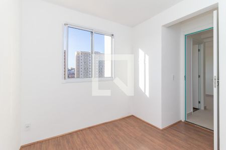 Quarto 1 de apartamento para alugar com 2 quartos, 32m² em Vila Carmosina, São Paulo