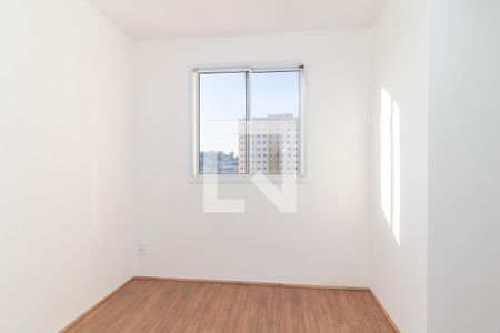 Quarto 1 de apartamento para alugar com 2 quartos, 32m² em Vila Carmosina, São Paulo