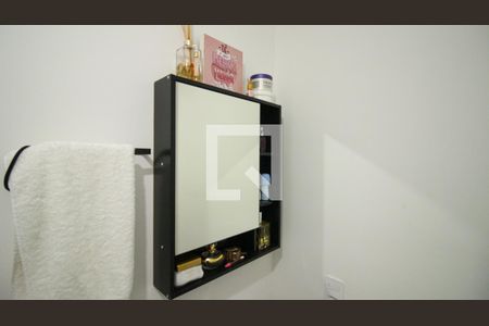 Banheiro de apartamento à venda com 2 quartos, 32m² em Vila Graciosa, São Paulo