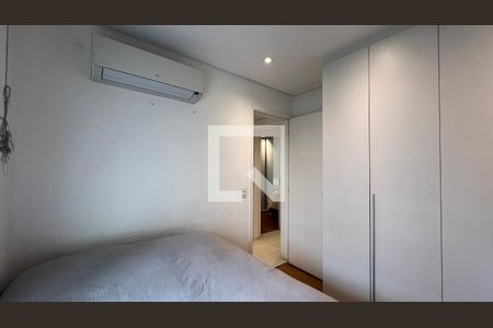 Suite 1 de apartamento para alugar com 2 quartos, 84m² em Pinheiros, São Paulo