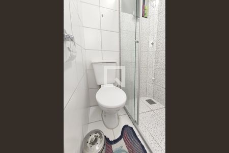 Banheiro de apartamento à venda com 2 quartos, 58m² em Canudos, Novo Hamburgo