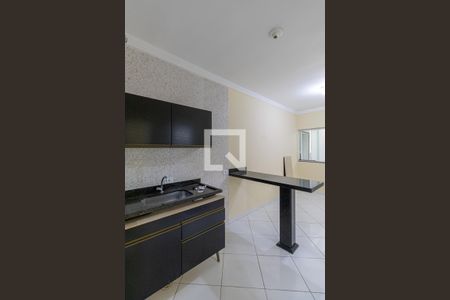 Sala e Cozinha  de apartamento à venda com 2 quartos, 40m² em Vila Granada, São Paulo