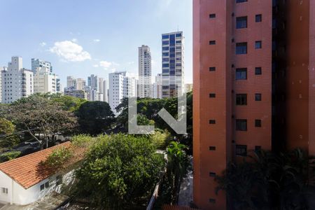 Vista de apartamento à venda com 2 quartos, 63m² em Indianópolis, São Paulo