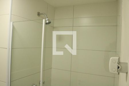 Banheiro de apartamento para alugar com 2 quartos, 37m² em Água Branca, São Paulo