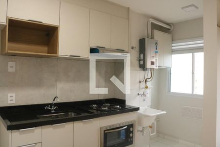Cozinha de apartamento para alugar com 2 quartos, 37m² em Água Branca, São Paulo