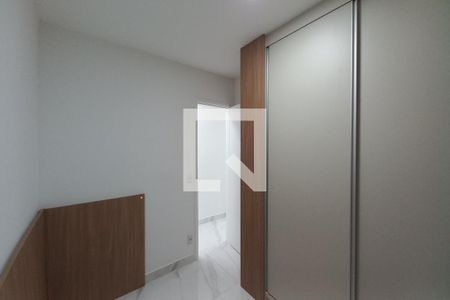 Quarto 1 de apartamento para alugar com 2 quartos, 49m² em Jardim Samambaia, Campinas