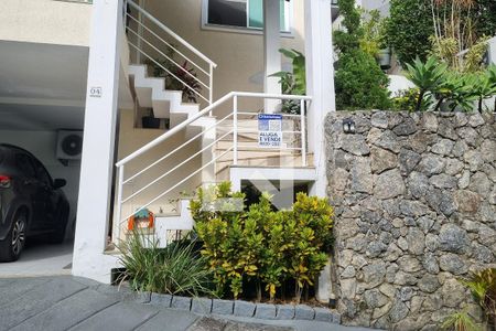 Placa de casa de condomínio à venda com 4 quartos, 315m² em Jd. Piratininga, Niterói