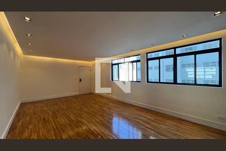 Sala de apartamento à venda com 3 quartos, 180m² em Cerqueira César, São Paulo