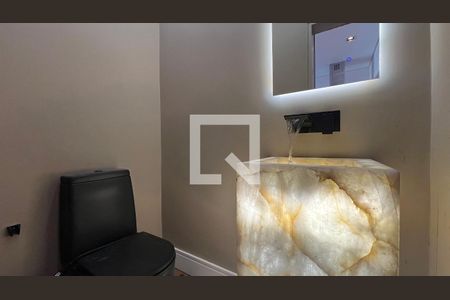 Lavabo de apartamento à venda com 3 quartos, 180m² em Cerqueira César, São Paulo