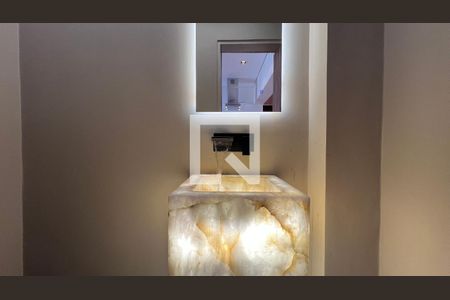Lavabo de apartamento à venda com 3 quartos, 180m² em Cerqueira César, São Paulo