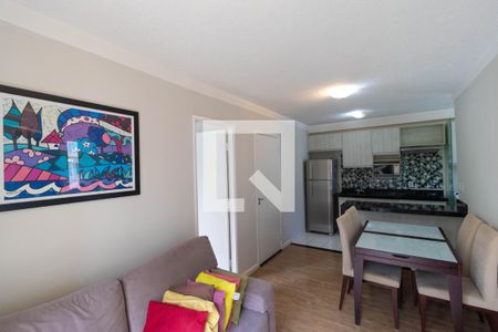 Sala de apartamento à venda com 3 quartos, 58m² em Vila Marieta, Campinas