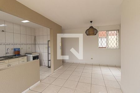 Sala de apartamento para alugar com 3 quartos, 61m² em Atuba, Curitiba