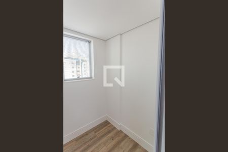 Escritório de kitnet/studio para alugar com 1 quarto, 53m² em Cruzeiro, Belo Horizonte