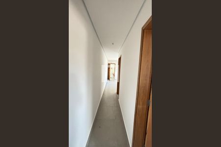 Corredor de apartamento à venda com 2 quartos, 45m² em Utinga, Santo André