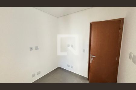 Quarto de apartamento à venda com 2 quartos, 45m² em Utinga, Santo André