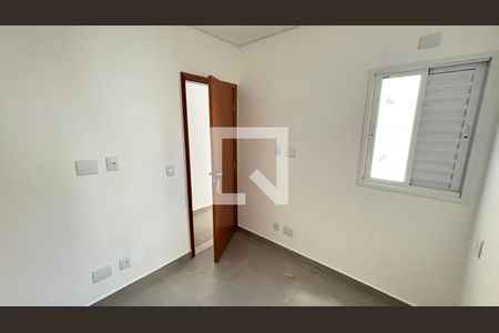 Quarto de apartamento à venda com 2 quartos, 45m² em Utinga, Santo André
