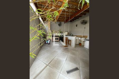 Área Externa de casa à venda com 3 quartos, 100m² em Parque Monte Alegre, Taboão da Serra