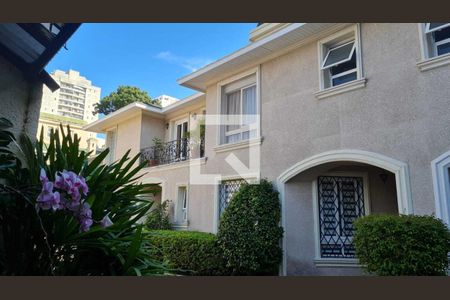 Casa de Condomínio à venda com 4 quartos, 386m² em Santo Amaro, São Paulo