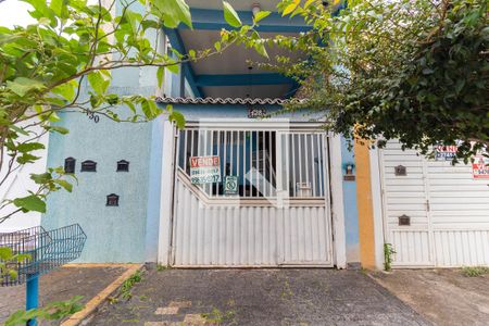 Fachada de casa à venda com 3 quartos, 180m² em Jardim Nossa Senhora do Carmo, São Paulo