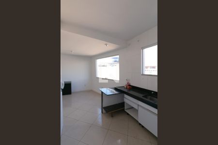 Cozinha de casa à venda com 3 quartos, 200m² em Novo Glória, Belo Horizonte