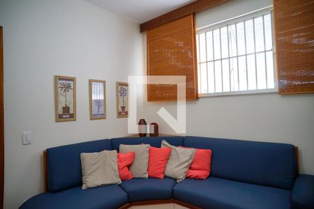 Sala de TV de apartamento à venda com 3 quartos, 210m² em Icaraí, Niterói