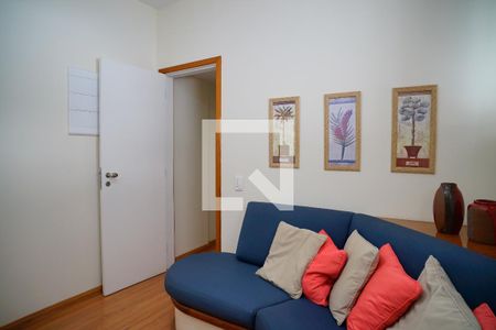Sala de TV de apartamento à venda com 3 quartos, 210m² em Icaraí, Niterói