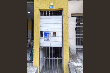 Fachada de casa à venda com 1 quarto, 45m² em Vila Rio de Janeiro, Guarulhos