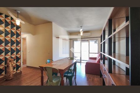 Sala de apartamento para alugar com 2 quartos, 85m² em Tijuca, Rio de Janeiro