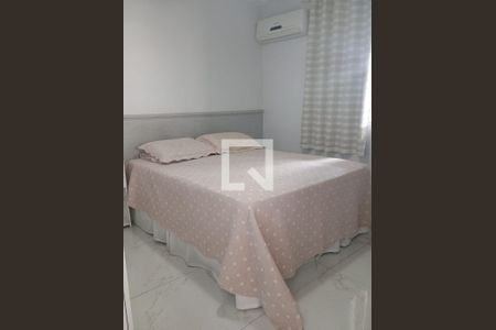 Quarto Suíte de casa para alugar com 3 quartos, 180m² em Floramar, Belo Horizonte