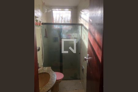 Banheiro de apartamento à venda com 2 quartos, 82m² em Jaraguá, Belo Horizonte