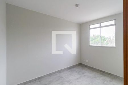 Quarto 1 de apartamento para alugar com 2 quartos, 60m² em Cabral, Contagem