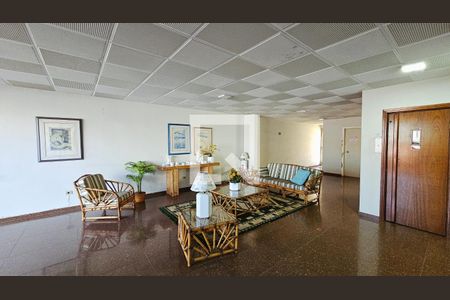 Hall social de apartamento à venda com 3 quartos, 197m² em Centro, Jundiaí