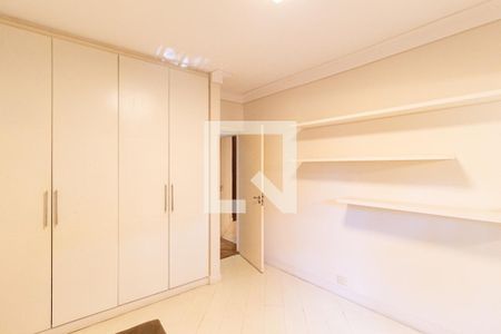 Suíte 2 de casa de condomínio para alugar com 7 quartos, 564m² em Vila Appia Antica, Carapicuíba
