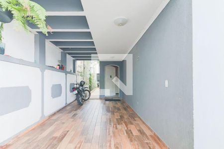Garagem de casa à venda com 3 quartos, 147m² em Jardim Jussara, São Paulo
