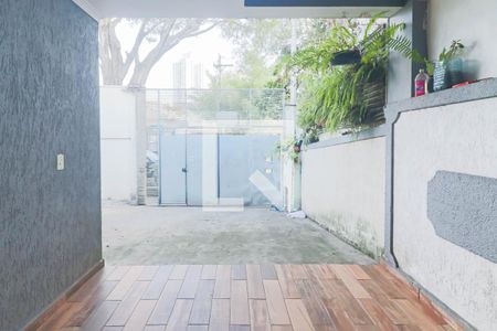 Garagem de casa à venda com 3 quartos, 147m² em Jardim Jussara, São Paulo