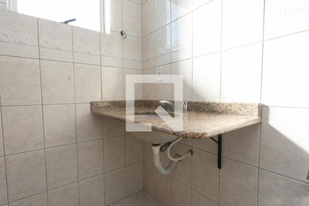 Banheiro Suite de apartamento à venda com 3 quartos, 79m² em São Sebastião, Porto Alegre