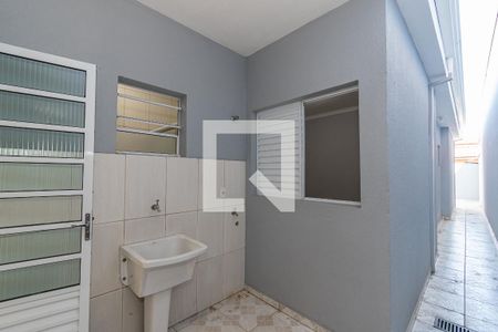 Área de Serviço de casa para alugar com 3 quartos, 80m² em Vila Real, Hortolândia