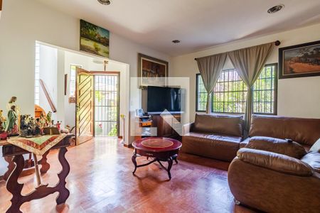 Sala de casa à venda com 3 quartos, 220m² em Perdizes, São Paulo