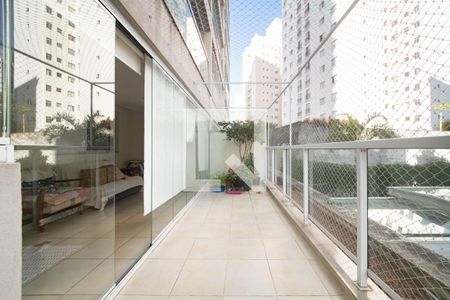 Varanda de apartamento à venda com 1 quarto, 74m² em Vila Guarani, São Paulo