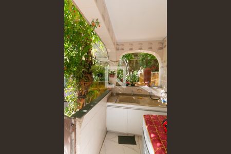 Área de Serviço de casa à venda com 4 quartos, 420m² em Goiânia, Belo Horizonte