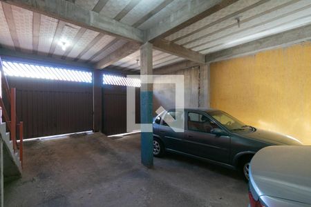 Garagem de casa à venda com 4 quartos, 420m² em Goiânia, Belo Horizonte