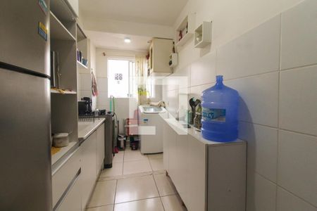 Cozinha de apartamento à venda com 2 quartos, 45m² em Olaria, Canoas
