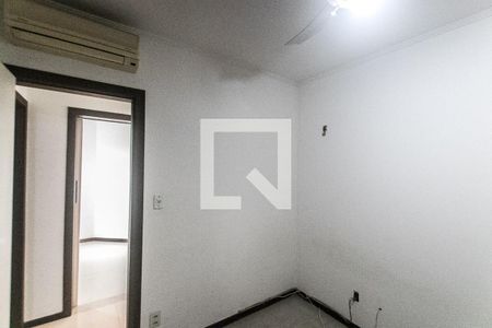 Quarto 2 de apartamento para alugar com 3 quartos, 70m² em Imbuí, Salvador