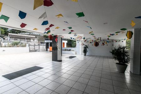 Área comum de apartamento para alugar com 3 quartos, 70m² em Imbuí, Salvador